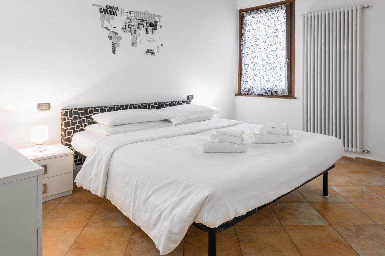 Flats4Rent Silvia Apartment Verona Ngoại thất bức ảnh